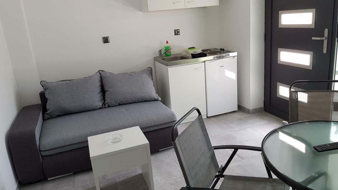 Apartments Star With Pool بيوغْغاد نا موغو المظهر الخارجي الصورة